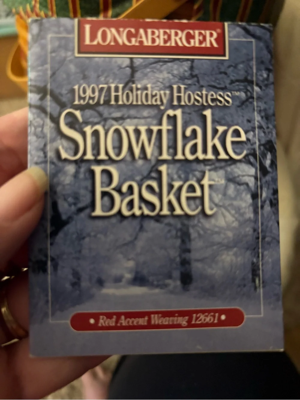 Longaberger 1997 Snowflake Basket with Green & Red Liner